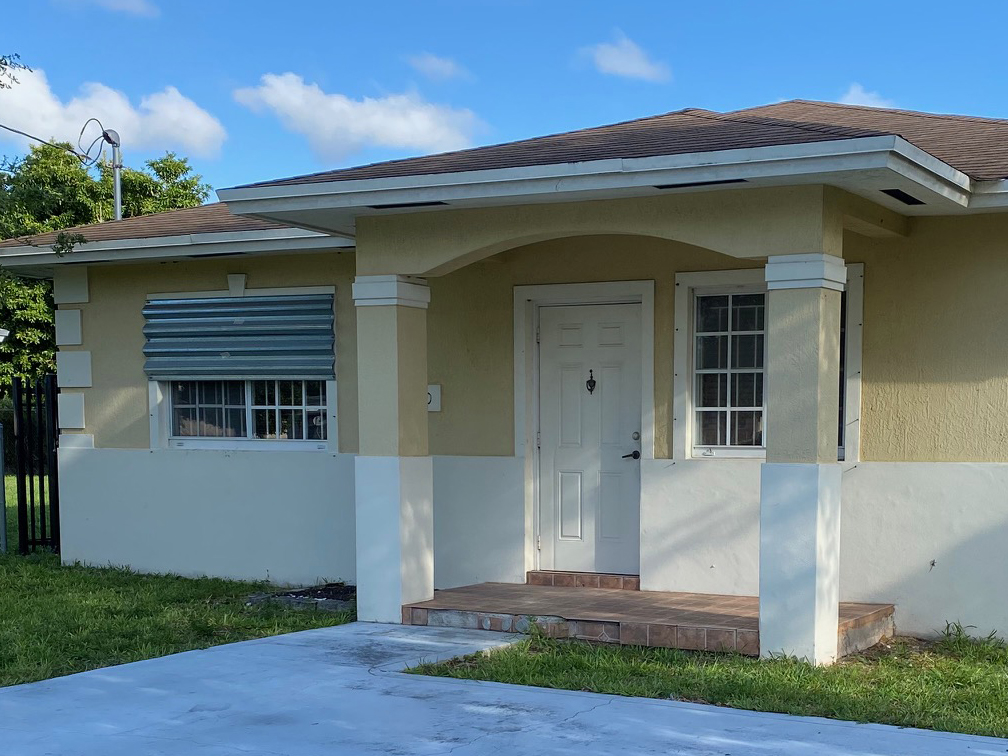 1510 NW 73rd St, Miami, FL 33147