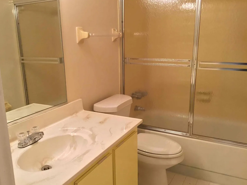 1955 NW 193rd Ter, Miami Gardens, FL 33056
