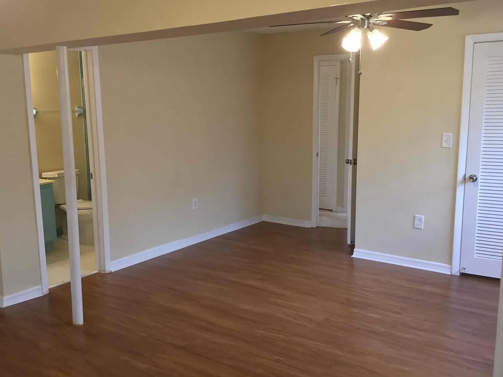 1955 NW 193rd Ter, Miami Gardens, FL 33056